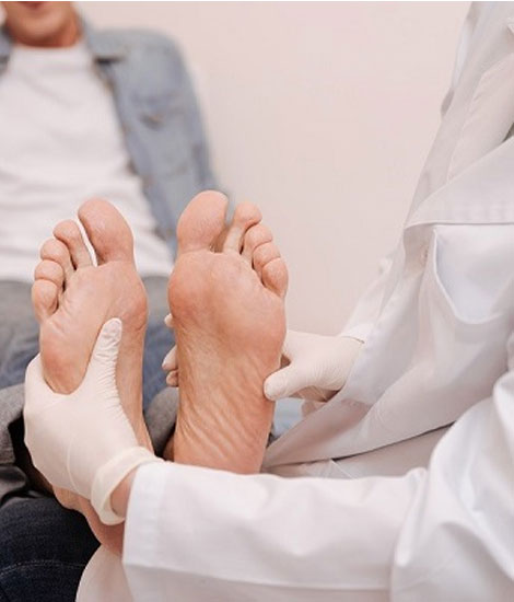 آیا به مشاوره رایگان برای درمان زخم دیابتی در منزل خود نیاز دارید؟ همین حالا تماس بگیرید